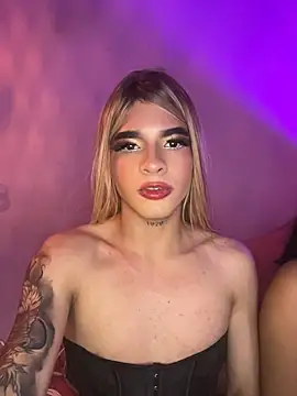 Valery2_salazarのライブXXXチャット