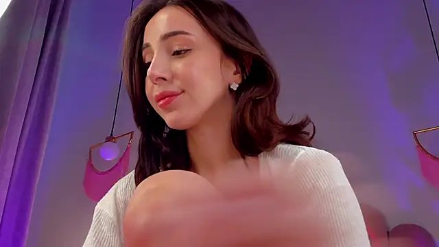 Show modela ElsaYoung na web-kameri