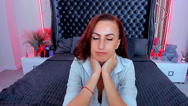Rebecca_Diamond Adlı Modelin Canlı XXX Sohbeti
