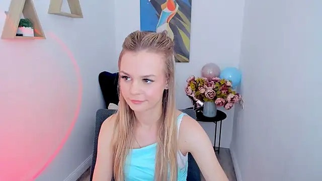 MidnighteAura Chat XXX in diretta