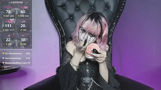 XXX chat uživo modela Navier__