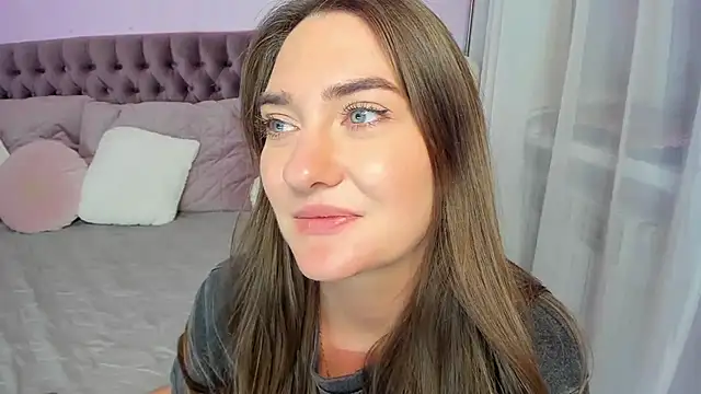 Evalaniss' Live XXX Chat