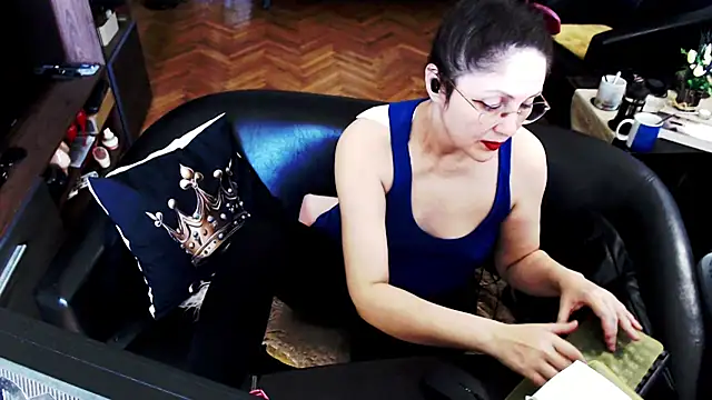 Imperatriza Chat XXX live