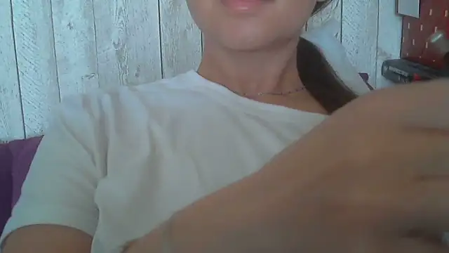Bella--White live XXX chat