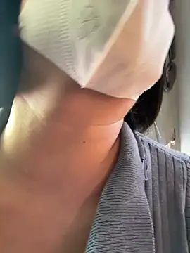 May-Squirt Chat XXX live