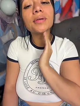 Im_Little's Live XXX Chat