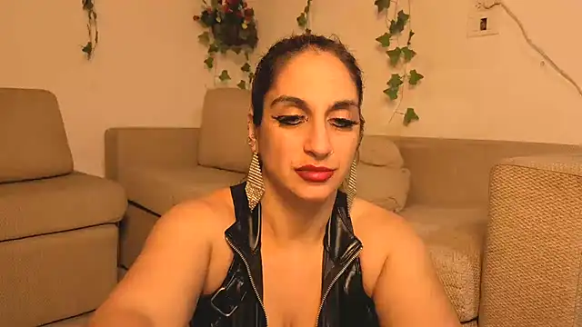 Bellydancerhot live XXX chat