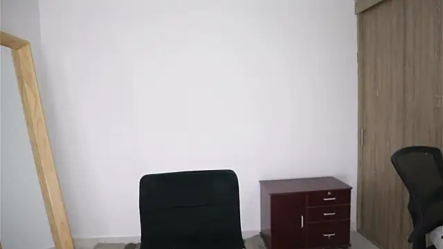 Онлайн чат XXX Steph_F