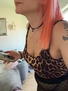 Fiebie_licious_'s Live XXX Chat