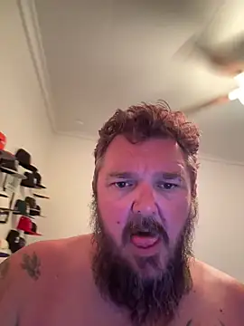 TatooedBear Live XXX-Chat
