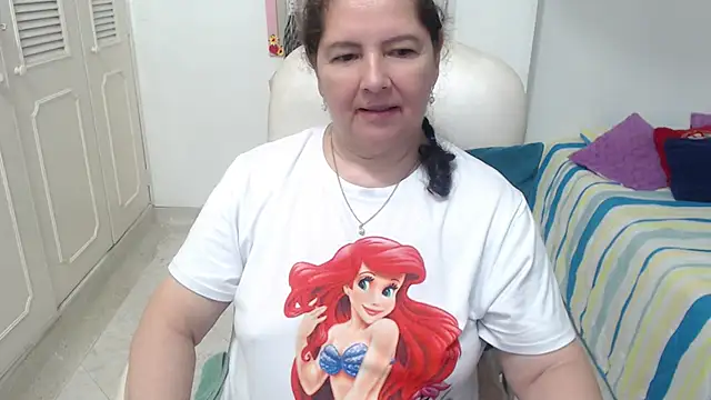 Chatroom XXX en direct de leonela_69