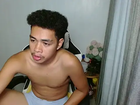curlyasian_njxx Pertunjukan Webcam