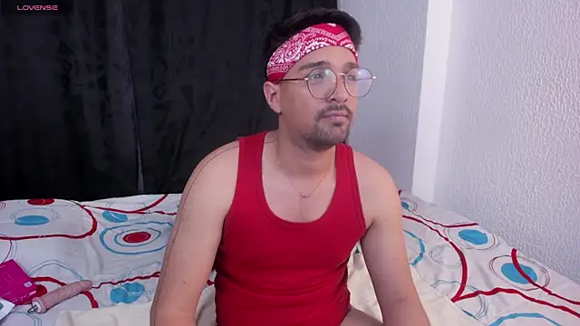 max_ed Webcam Show