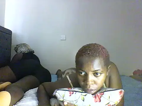 Ebony_sweet_slut – Kamerová šou