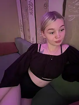 Velvet_Doll_'s Live XXX Chat