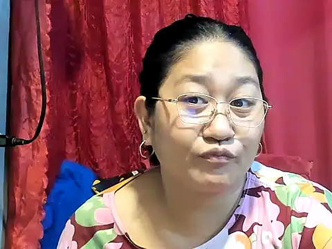Živý XXX chat CHUBBY_ANGEL09