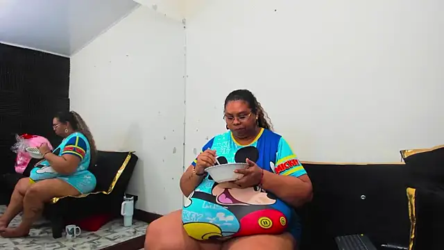 Lynn_Jones Webcam show