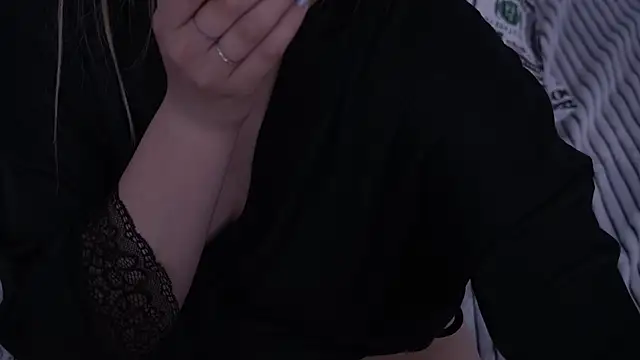 AlinaLiii – Naživo XXX chat