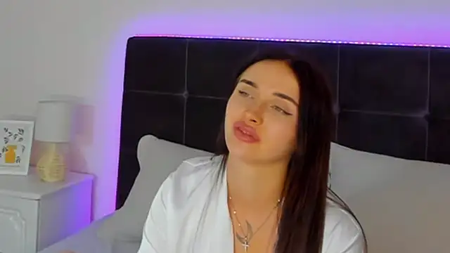 KellyWhites – Naživo XXX chat