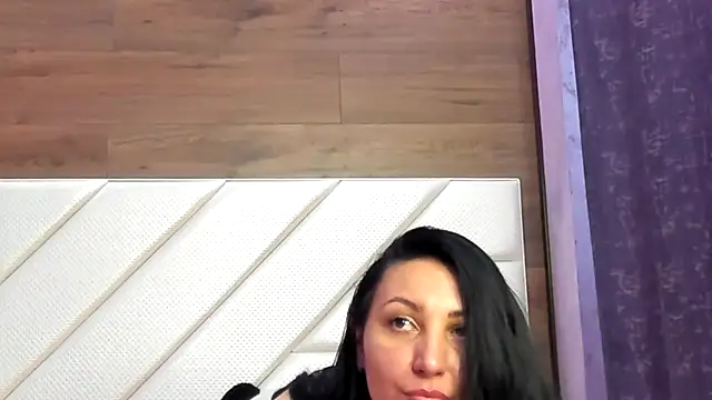 Chat +18 de tiffanyhoot ao vivo