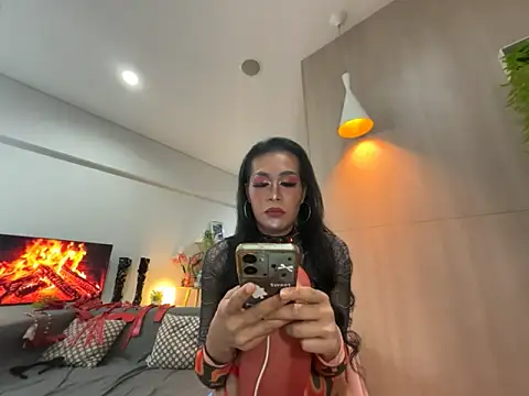 LadyAshley_Domina28 Pertunjukan Webcam