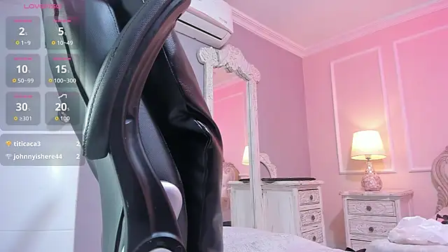 ElaineLaurent Adlı Modelin Canlı XXX Sohbeti