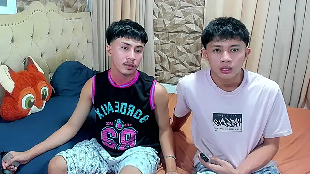 roberthugecock Pertunjukan Webcam