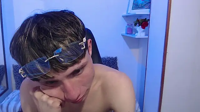 Pokazy przed kamerką – Yao_23