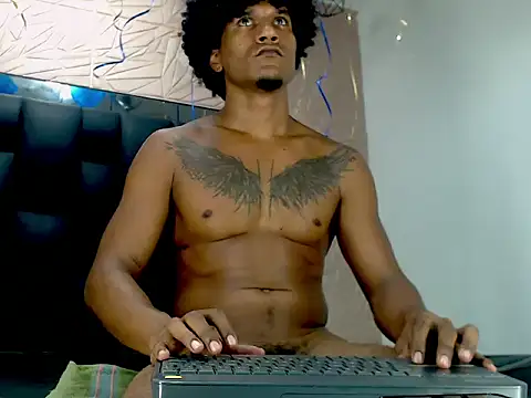 Dilan_Hall Webcam Show