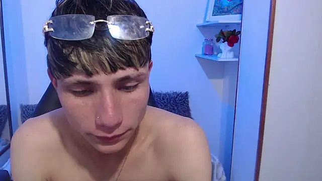 Yao_23 webcam show
