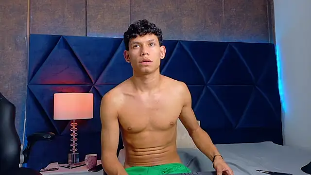 ThiagoFerrer_ Webcamshow