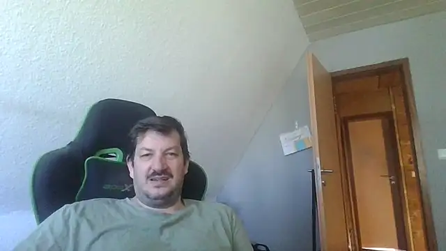 Chat +18 de Golffahrer1982 ao vivo