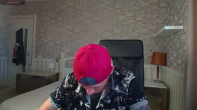 JonahShaw élő XXX-chatje