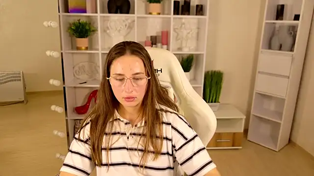 NadinnL Live XXX-Chat