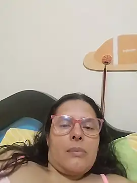 Bella_Morena27's Live XXX Chat