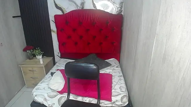 esmeralda__black live XXX chat