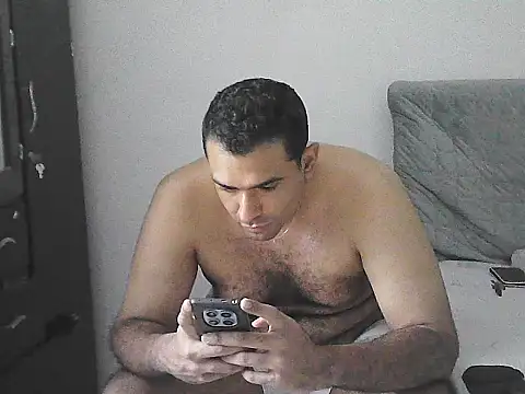 IronSideBear Show in webcam