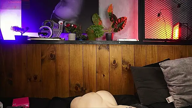 andrewortix's Webcam Show
