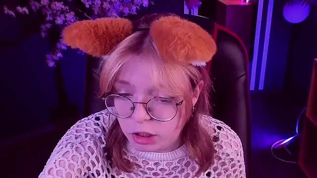 FoxxyyPolly's Live XXX Chat