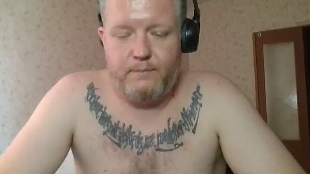 BABA_YAGAGA Pertunjukan Webcam