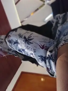 MeelFox Live XXX Chat