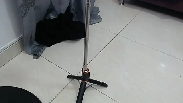 keen_black_'s Webcam Show