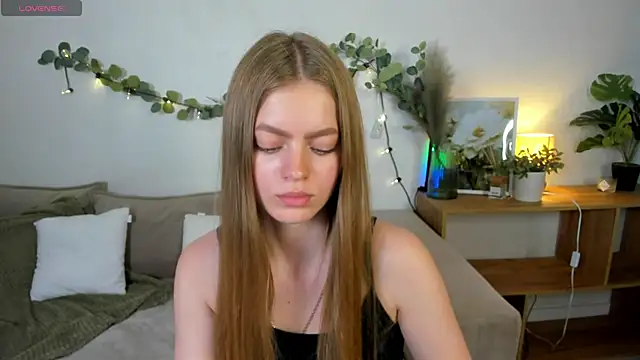 Chat XXX en directo de HoneyEmilly