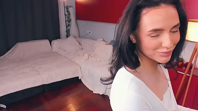 DorineNeitzke's Live XXX Chat