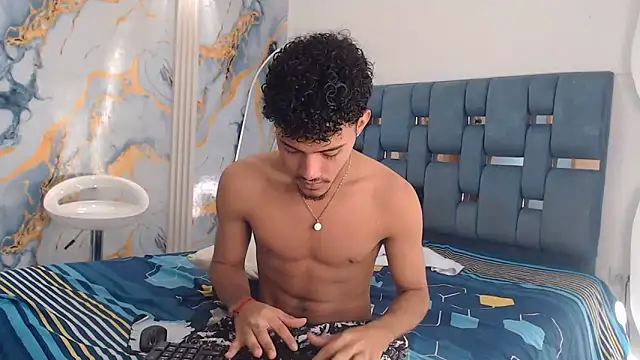 DIAMOND_BLACKS – Naživo XXX chat