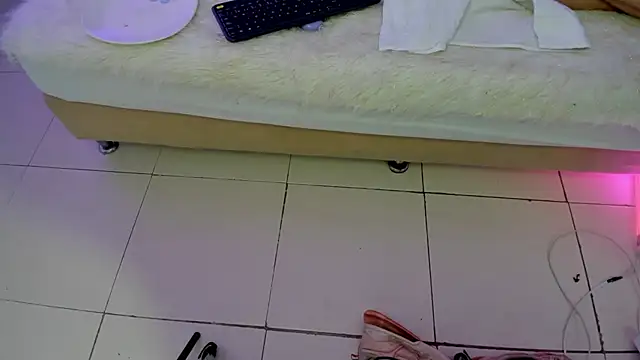 Živý XXX chat Thefany_Gomez
