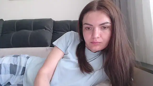 _JustmeHere_'s Live XXX Chat