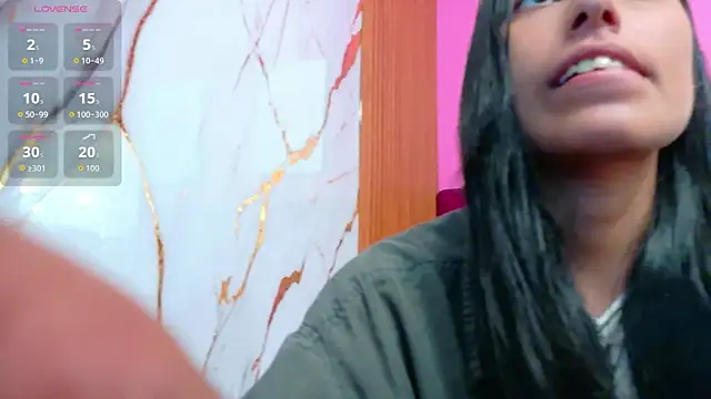 yourcuteneighbourr Chat XXX live