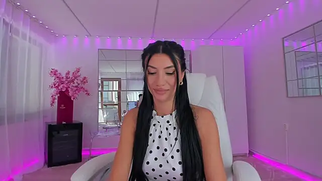 Živý XXX chat missdiamond_