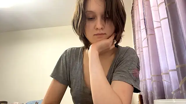 MalvinaGreif Show in webcam